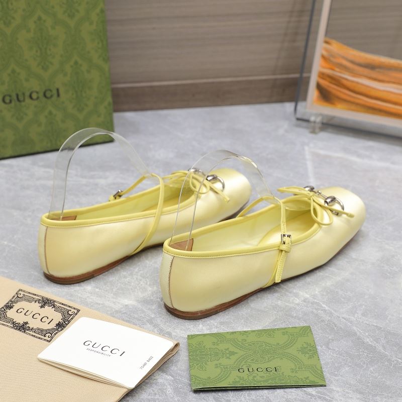 Gucci Flat Shoes